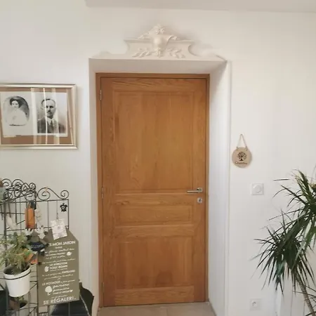 De L'iris Sainte-Croix-sur-Mer