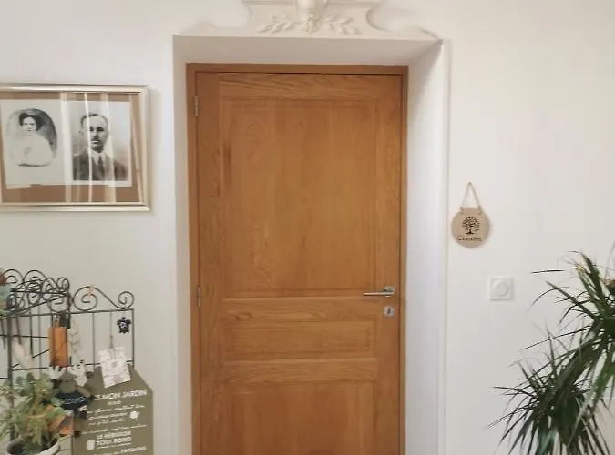 De L'iris Sainte-Croix-sur-Mer